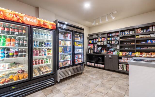 Candlewood Suites Portland Airport by IHG