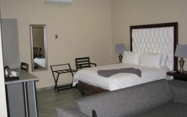 4 Seam Guest House