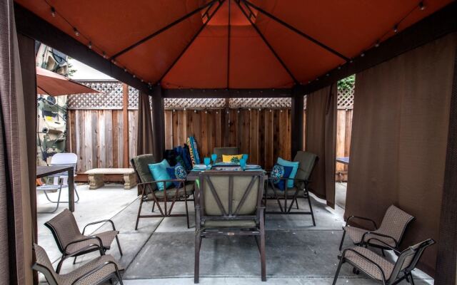 3729 Ocean Park Sanctuary