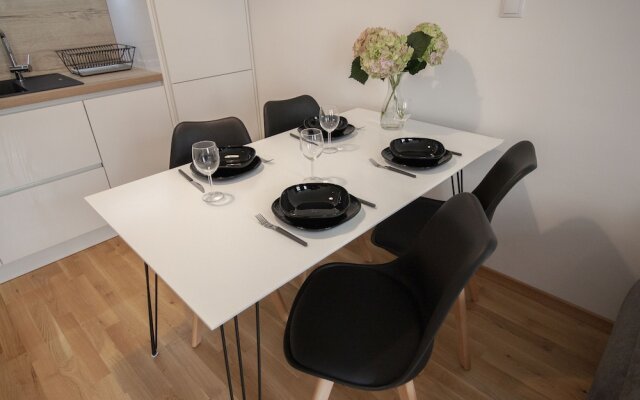 Krakovska Apartmeet