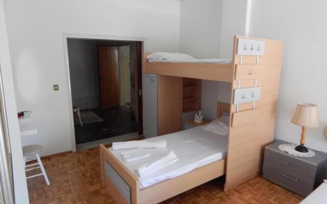 Baroque 10-person Apartment in Makrygialos