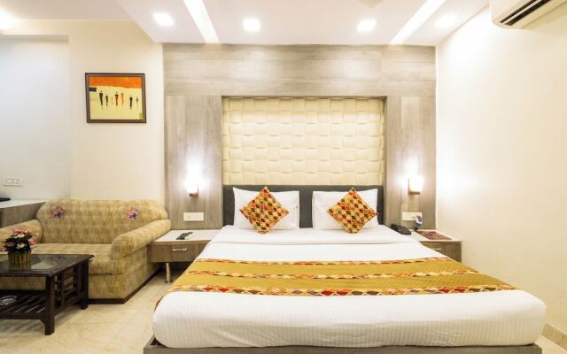 Hotel Red Castle 4 Star