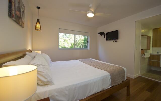 Maggies Beachfront Apt. 8