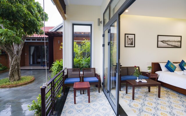 River Waves Villa