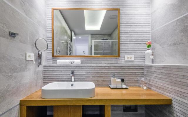 Windrose Design Apartments