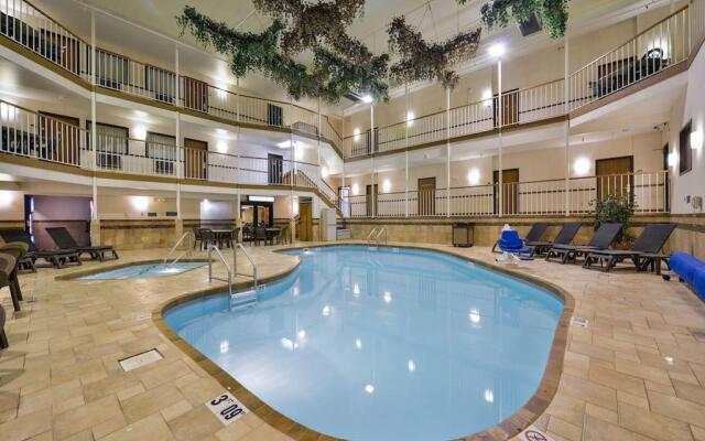 Motel 6 Minot, ND