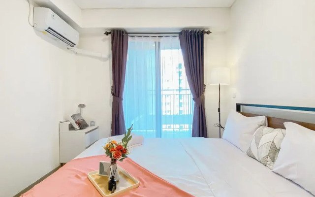 Homey And Spacious 2Br At Meikarta Apartment