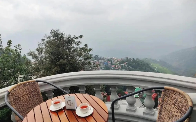 Singtom Tea Estate & Resort