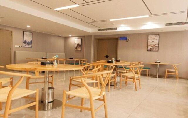 GreenTree Eastern Hotel Changge Yiwu City