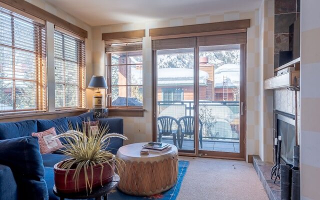 Westridge #27 - 3 Br Condo