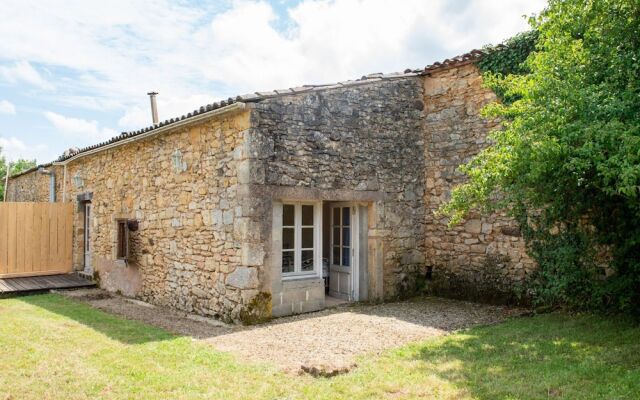 Secluded Holiday Home in Lacapelle-biron With Swimming Pool