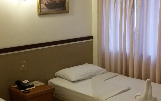 Dumaguete Royal Suite Inn