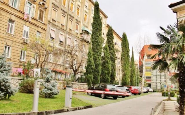 Apartment Rijeka Colors of Life Center