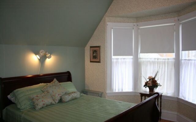 Sackville Bed & Breakfast