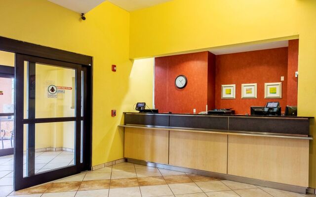 Red Roof Inn Panama City