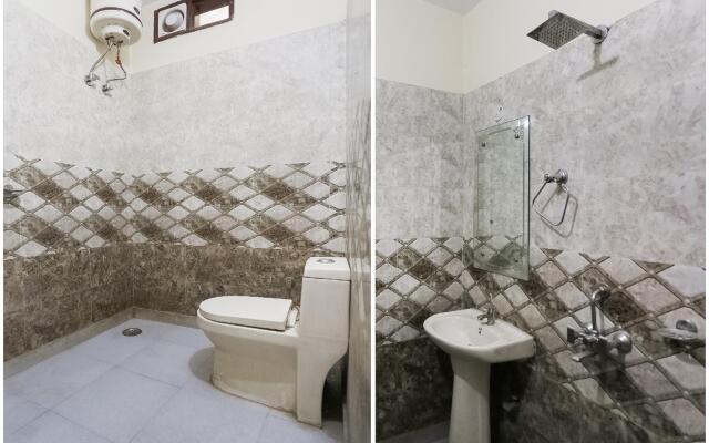 SPOT ON 75845 Maa Sheetla Guest House