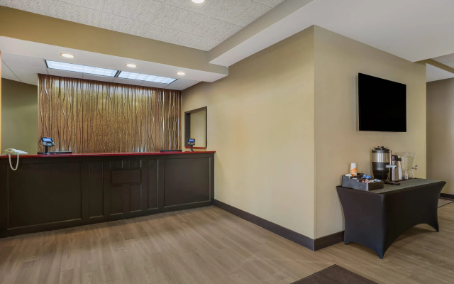 MainStay Suites Fitchburg - Madison