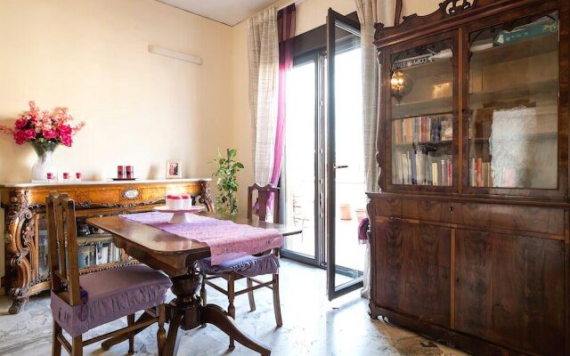 Zisa Flat with Terrace