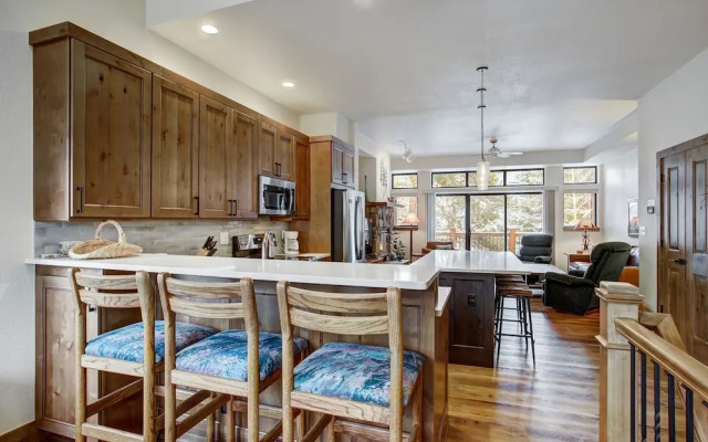 Village Point 308