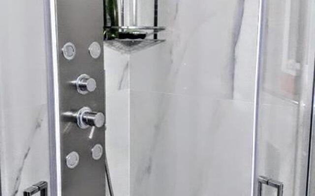 Tony Central Luxury Apartment 1