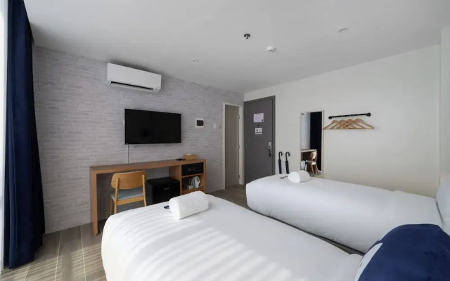 Kokotel Cebu Adira