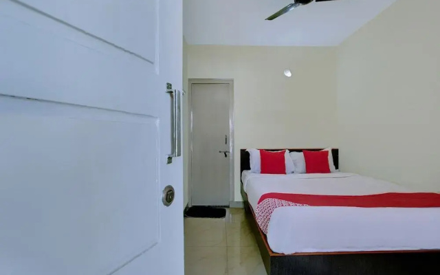 Vishnu Residency By OYO Rooms