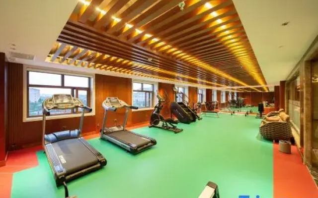 peninsula holiday inn