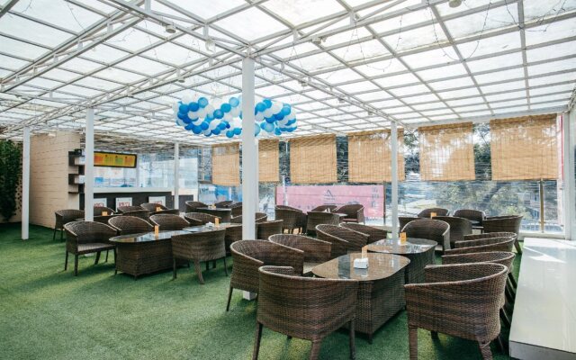 OYO 11474 Gangaur Regency Boutique Hotel
