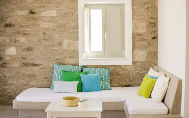 Antiparos Homes