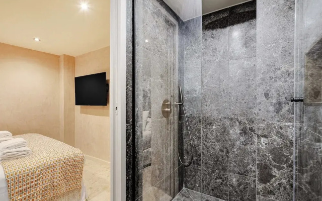 Elegance and Refinement for 10 - Montorgueil