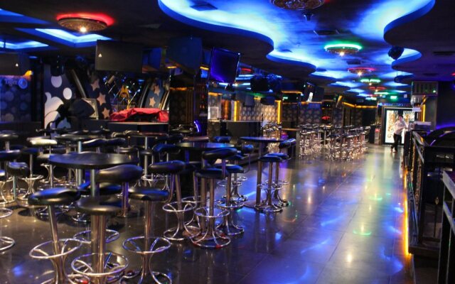 M One Hotel