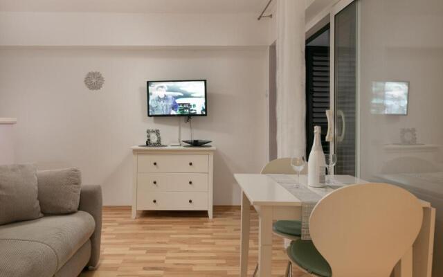 Apartments Talija Podgora