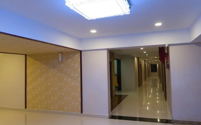 OYO 14759 Hotel President