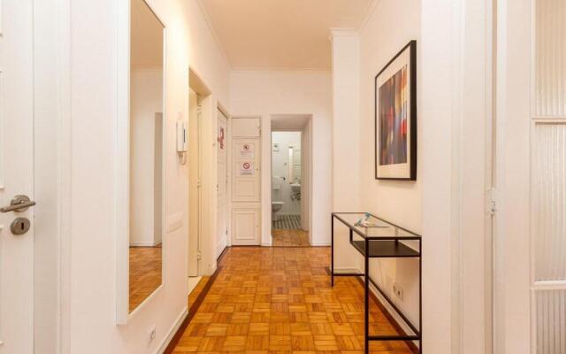 Feel Porto Stylish Flat IV