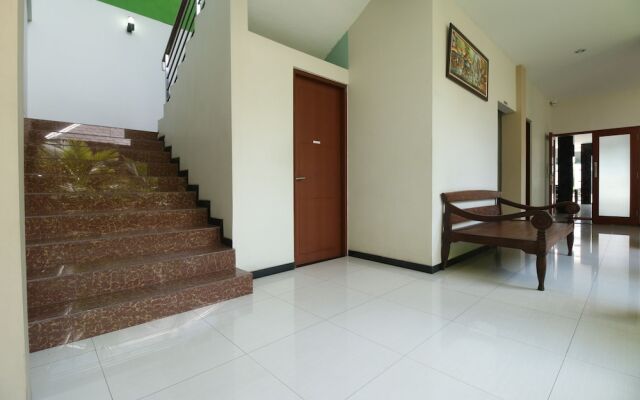 Airy Terminal Tirtonadi Setiabudi 45 Solo
