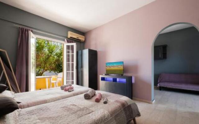 Natural Blue Green Apartment