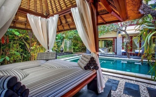 Samudra · 6BR Luxury Family Pool Villa Umalas Bali