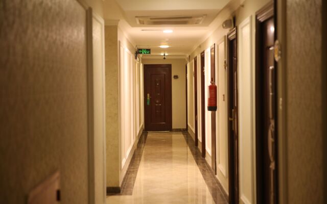 Golden Manafea Hotel