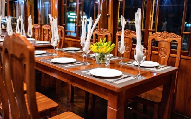 Seasun Boutique Cruise