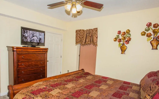Whispering Pines 212