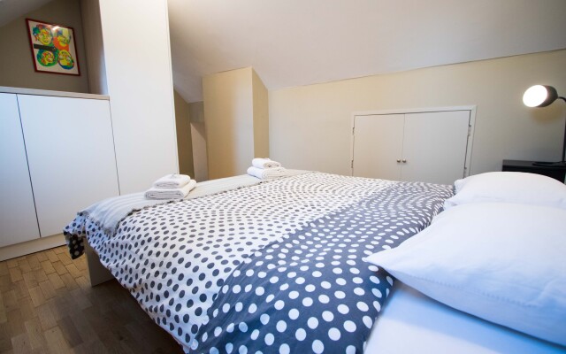 Unit 8 - Charming Loft Apt. Near Avenue Louise