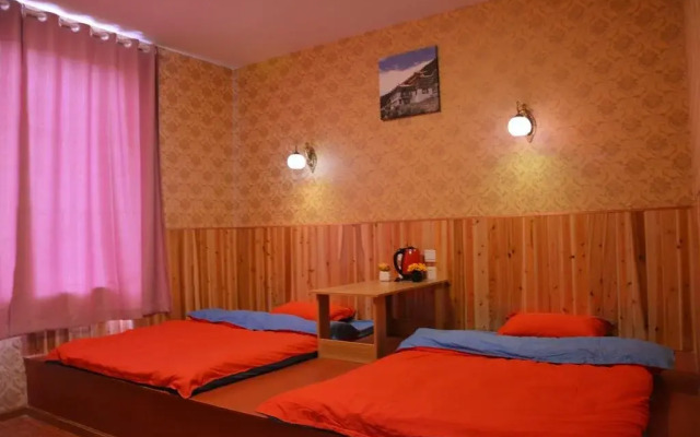 Daocheng Yading Baimaoniu Hotel