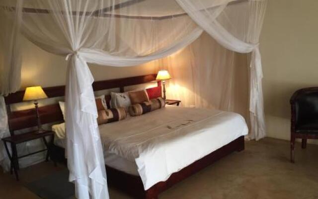 Okutala Etosha Lodge