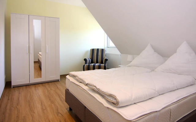 Apartment in Neuendorf Near Achterwasser