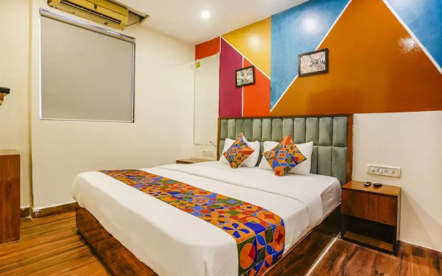 Fabhotel Twigo Inn