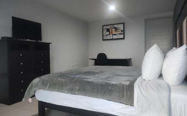 Hotel Casa Galeana Centro con Estacionamiento Privado