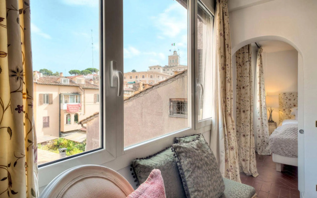 RSH Spanish Steps Apartments