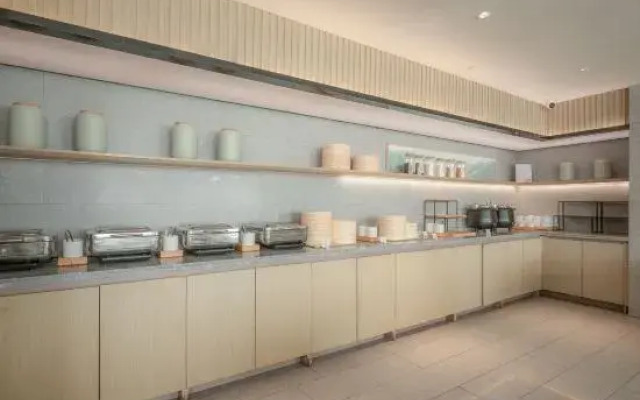 Ji Hotel (Tianjin Tucheng Metro Station)