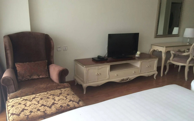 Lk Noble Suite