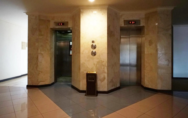 Capital O 1735 Adika Bahtera Hotel